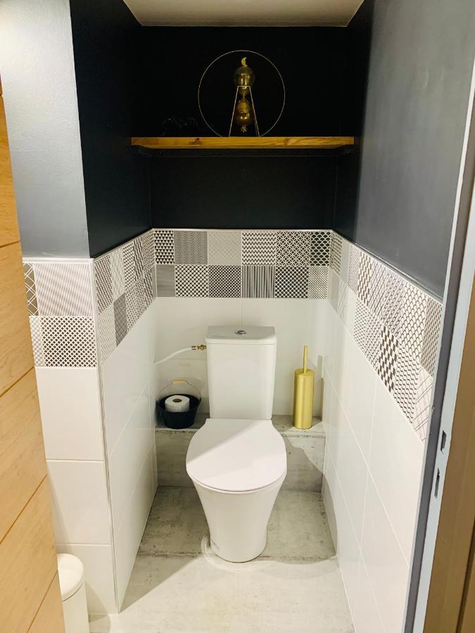 "Au Fil De La Charente" - Coeur De Saintes - Wifi Clim - Classe 4 Etoiles - 4 Pers Kültér fotó